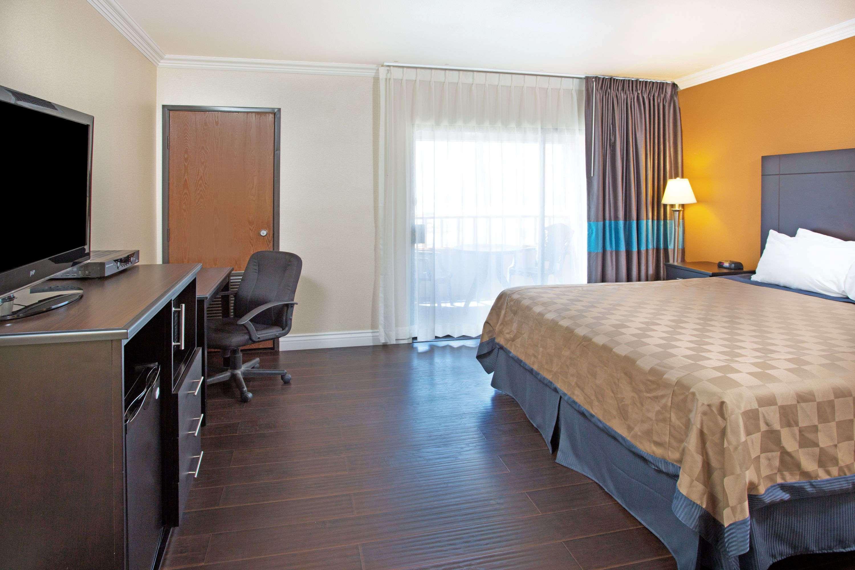 Travelodge By Wyndham Ocean Front Sunset Beach Exterior foto