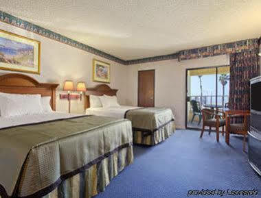 Travelodge By Wyndham Ocean Front Sunset Beach Exterior foto